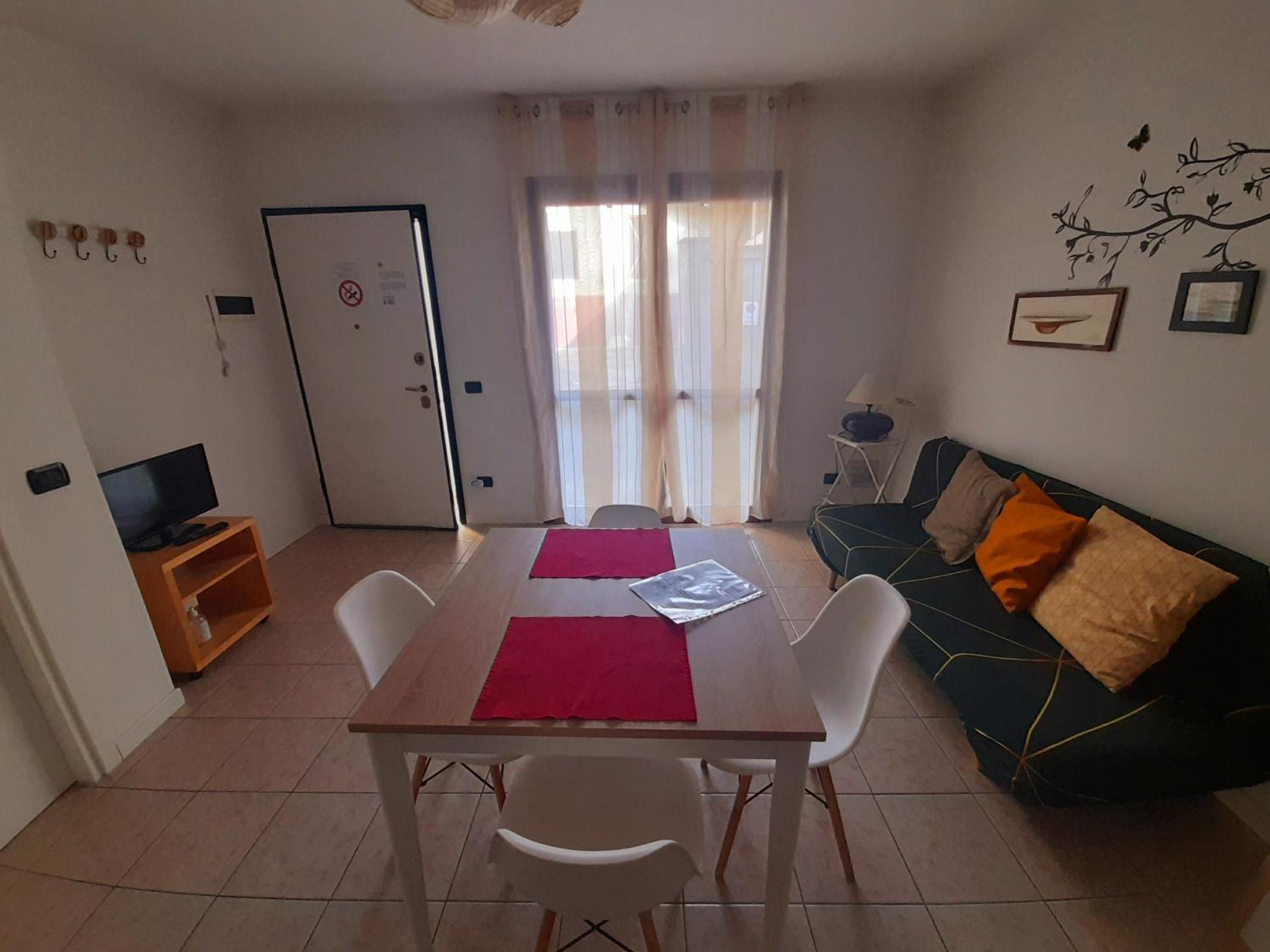 A Casa Di Sole Apartment Арезе Екстериор снимка
