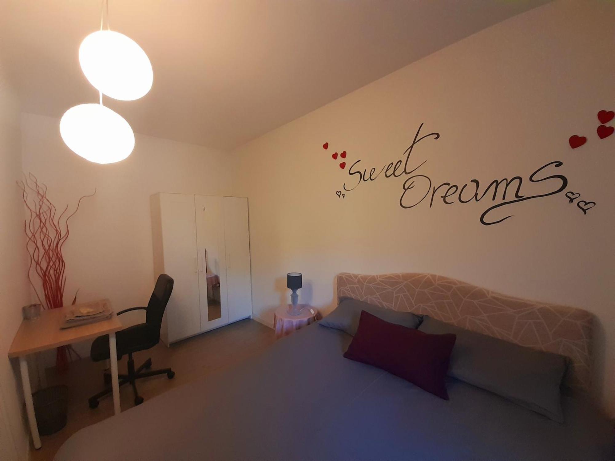 A Casa Di Sole Apartment Арезе Екстериор снимка